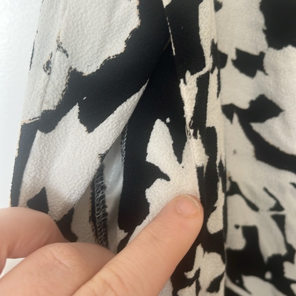 Kate Spade Black & White Floral Pants - Picture 6 of 6